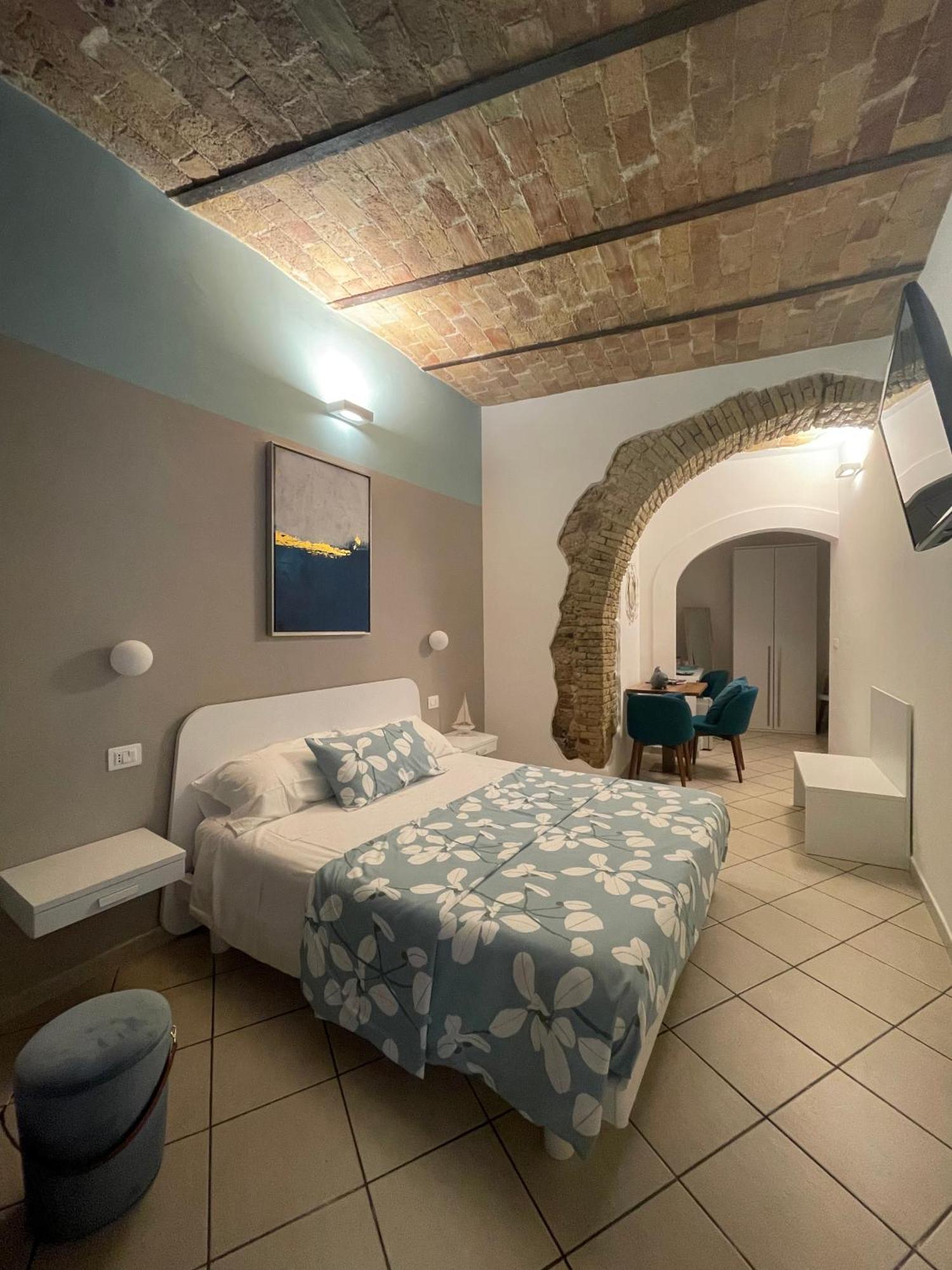 Barbarossa Sea Room Termoli Exteriér fotografie